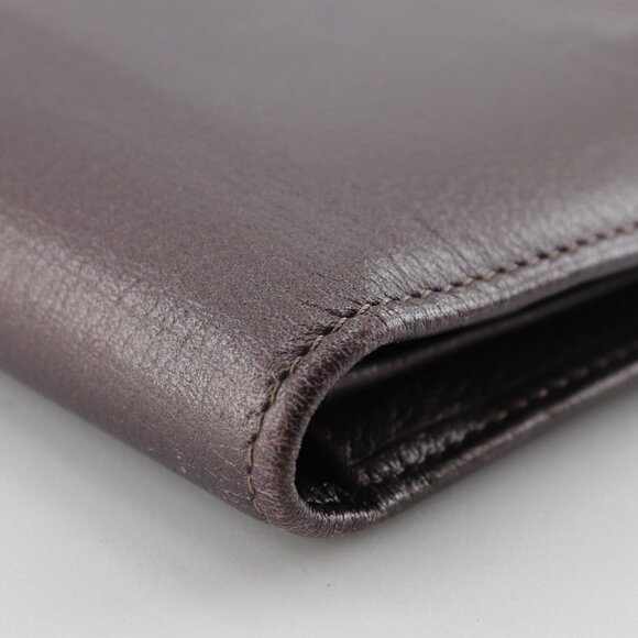 CHANEL Purple Leather Logo Wallet - Picture 4 of 10